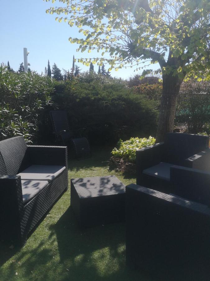 Le Mas Du Bijou Bleu Puget-sur-Argens Exterior foto