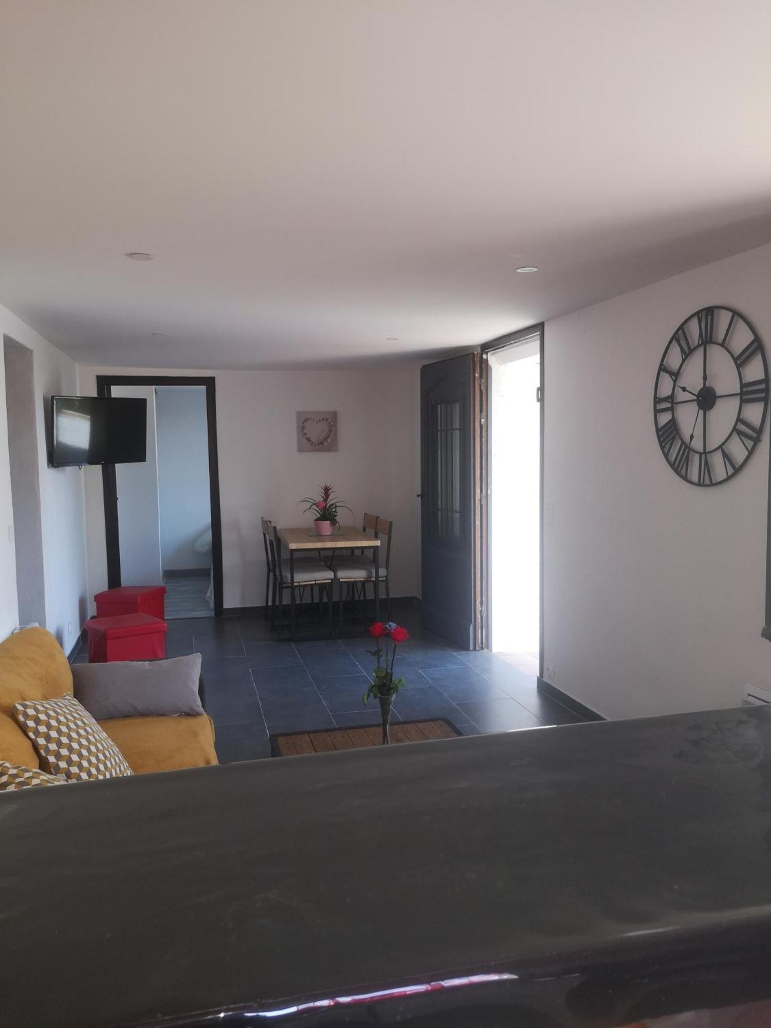Le Mas Du Bijou Bleu Puget-sur-Argens Habitación foto